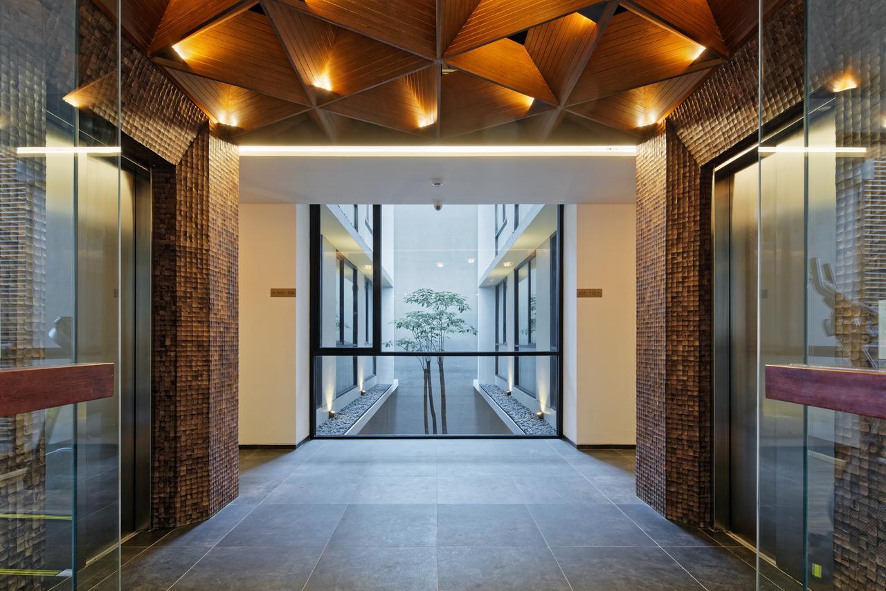 Delua Hotel Jakarta Exteriör bild