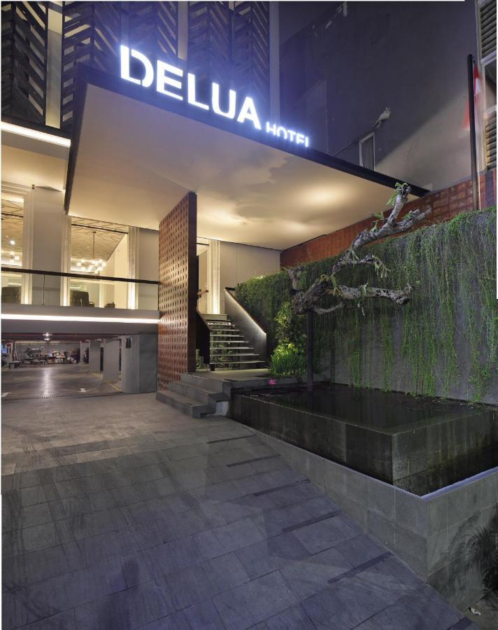 Delua Hotel Jakarta Exteriör bild